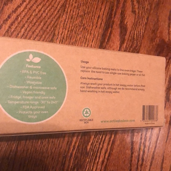 Activated ECO Reusable Silicone Baking Mats - Picture 4 of 5